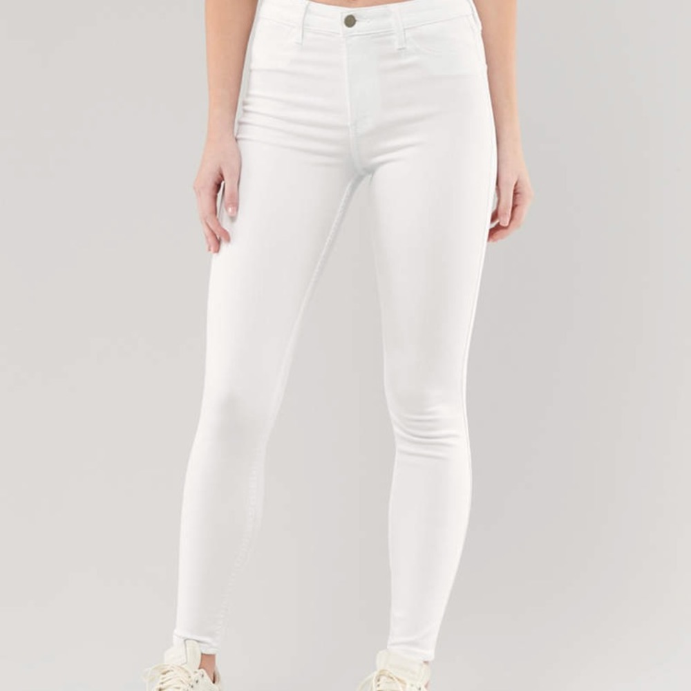 Hollister White High-Rise Jeans
